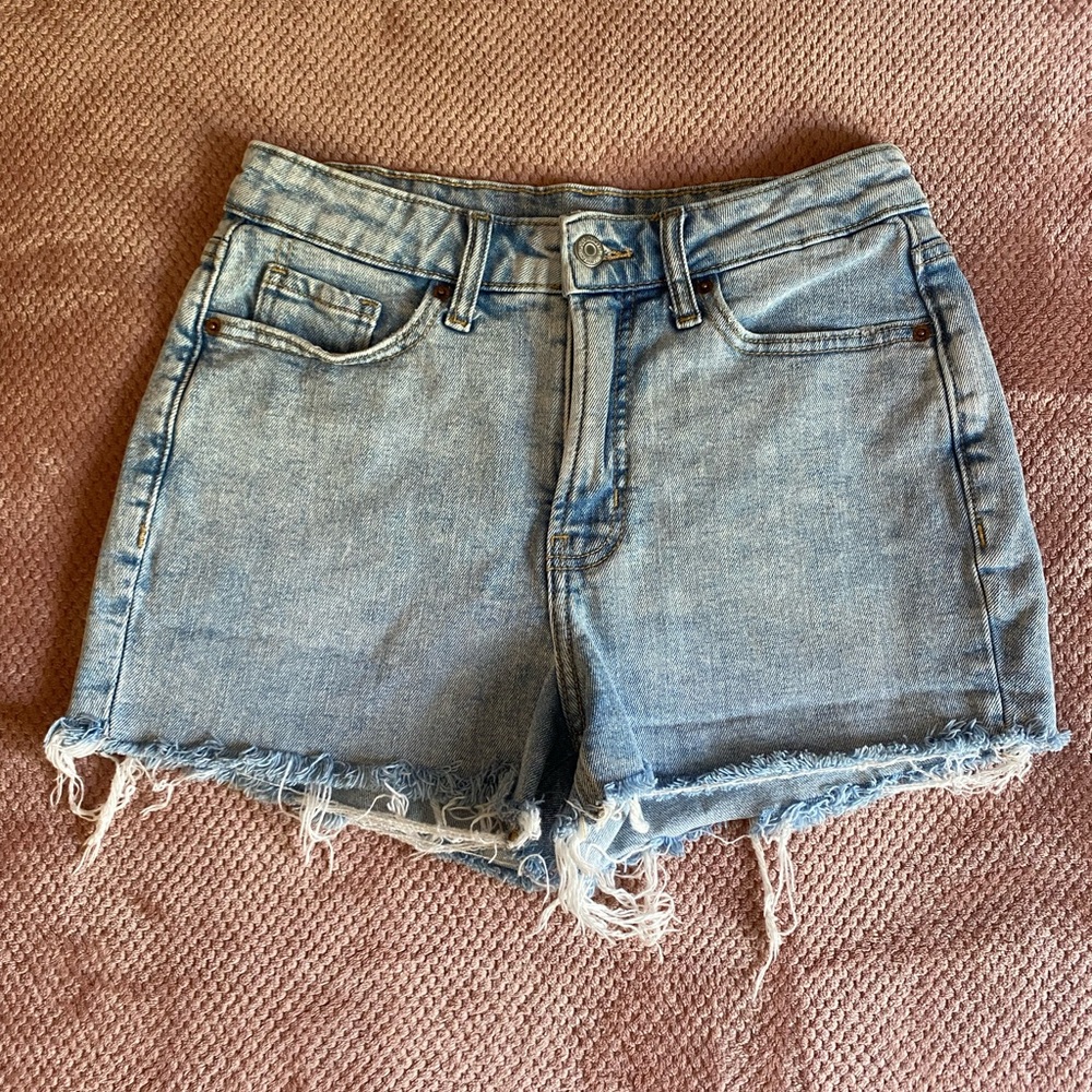 NWOT Old Navy Women’s Denim Shorts